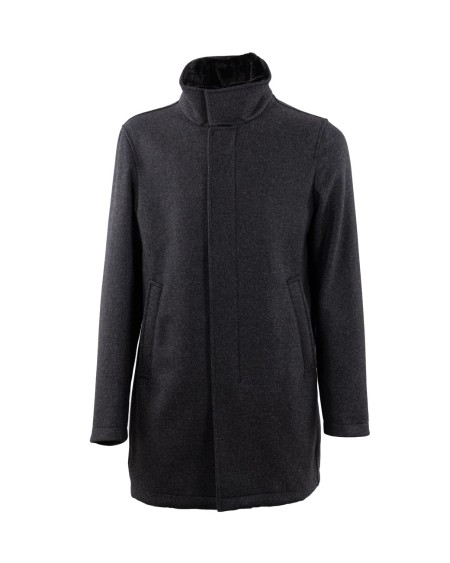 Shop HERNO  Cappotto: Herno cappotto in tweed lana.
Vestibilità regolare.
Pettorina staccabile con zip a doppio cursore.
Chiusura con bottoni automatici.
Tasche con bottone automatico.
Logo in metallo sul retro.
Foderato.
Composizione: 71% Lana, 25% Poliammide, 4% altre fibre.
Made in Italy.. CA000214U 33432R-9490
